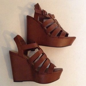 SHEIKK BROWN WEDGE HEELS 8.5 NWOT